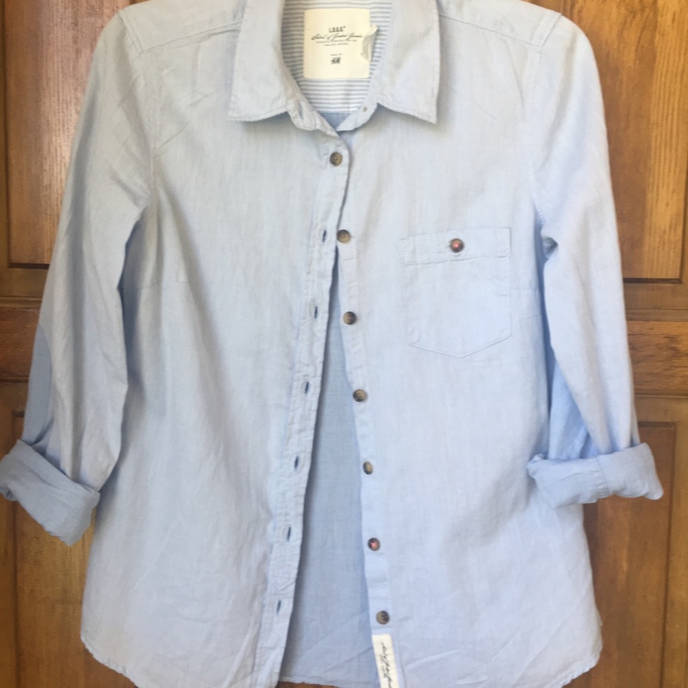 Women’s H&M Button Up Shirt.